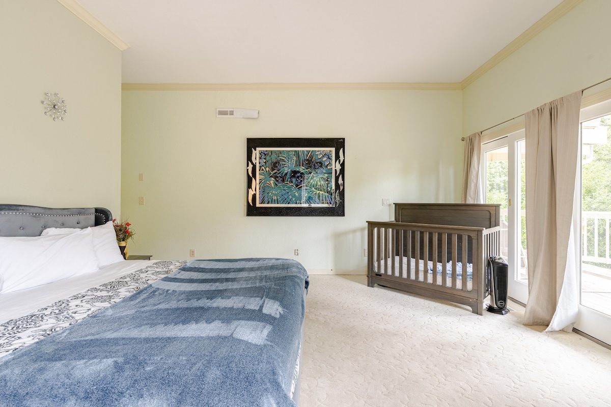 Primary Suite photo 2