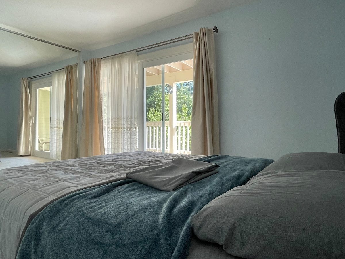 Primary Suite photo 5